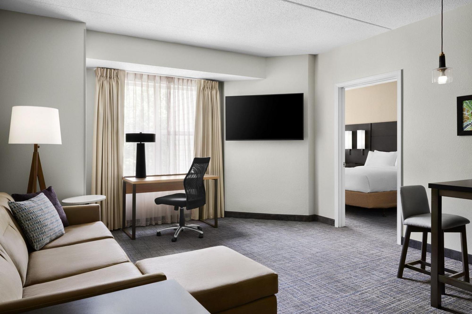 Residence Inn By Marriott Philadelphia Лангхорн Экстерьер фото