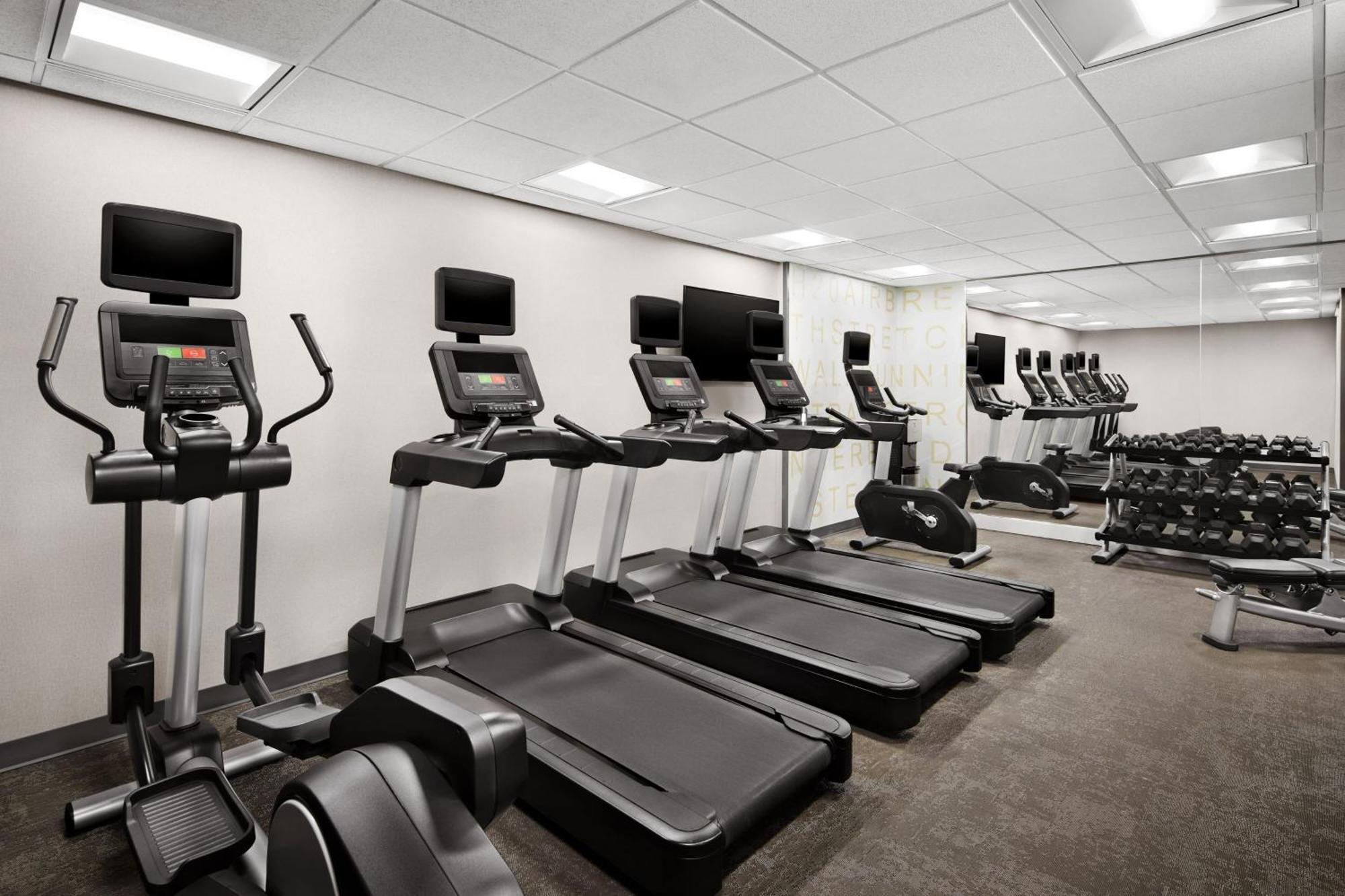 Residence Inn By Marriott Philadelphia Лангхорн Экстерьер фото