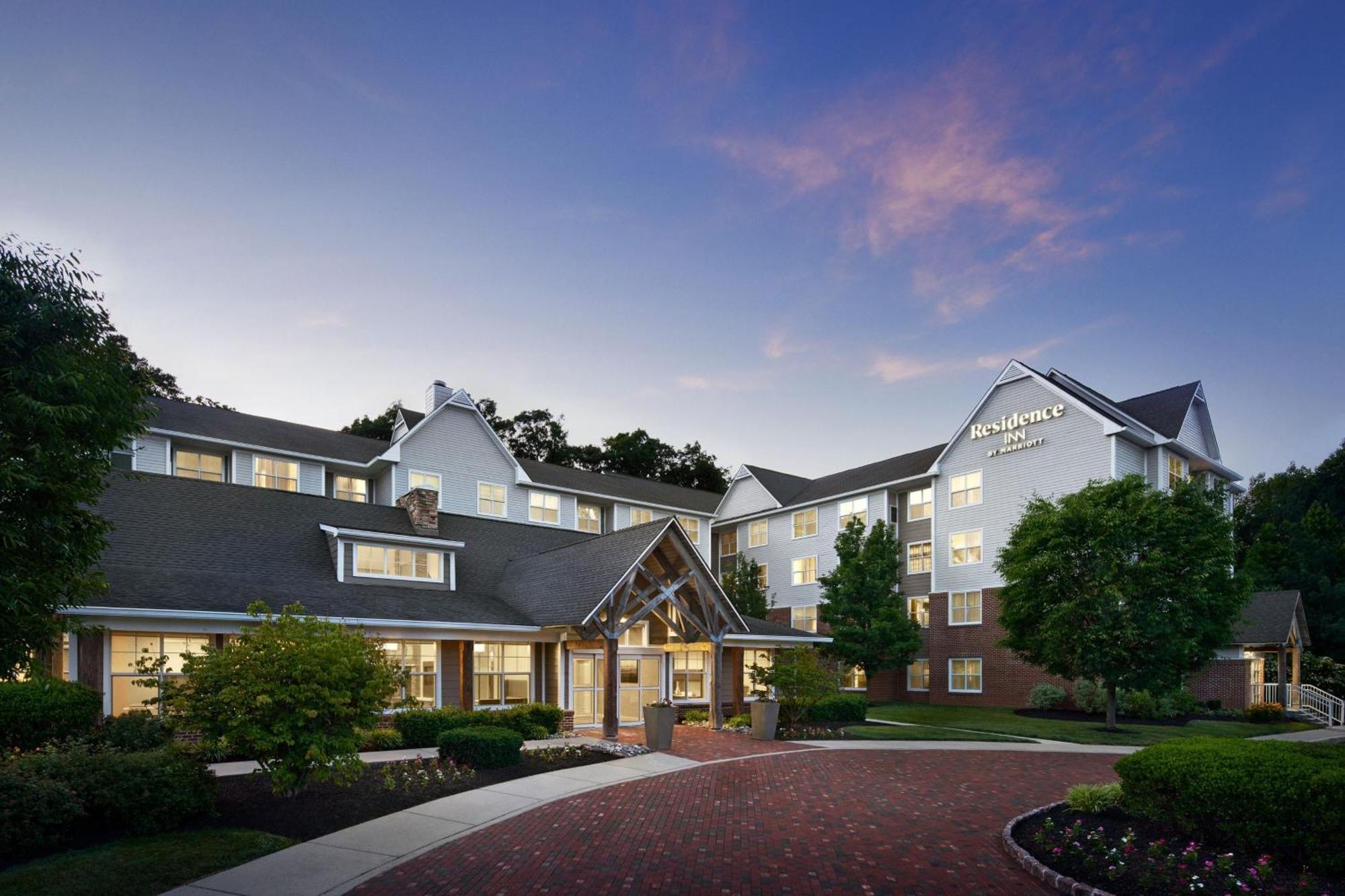 Residence Inn By Marriott Philadelphia Лангхорн Экстерьер фото